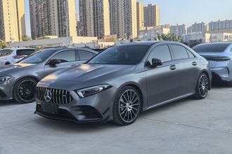 奔驰A级AMG 2022款 AMG A 35 L 4MATIC