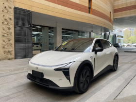 极越01 2025款 焕新款 Max 长续航版