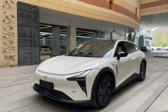 极越01 2025款 焕新款 Max 长续航版