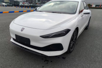 荣威D7 2023款 DMH 125km 超越版