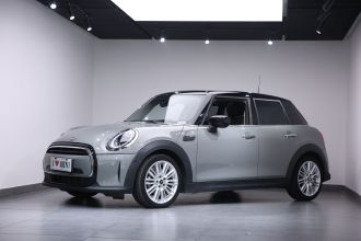 MINI 2022款 改款 1.5T COOPER 经典派 五门版