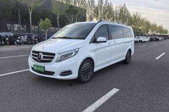 奔驰V级 2017款 V 260 L 尊贵加长版