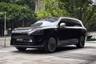 鸿蒙智行 问界M9 2025款 增程 Ultra版 52kWh 6座版 (192线激光雷达）