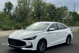 名爵 MG5 2026款 180DVVT 全球豪华版