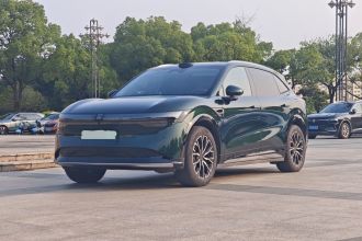 极氪7X 2025款 75kWh 后驱智驾版