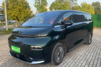 吉利银河 翼真L380 2024款 140度 6座 四驱Ultra