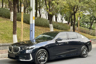 宝马i5 2024款 eDrive 35L 尊享型 豪华套装