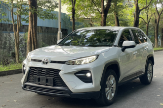 丰田 威兰达 2022款 改款 2.0L CVT两驱领先版