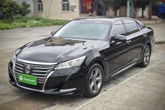 丰田 皇冠 2015款 2.0T 时尚版