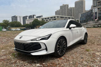 名爵 MG7 2023款 1.5T DCT至美优雅版