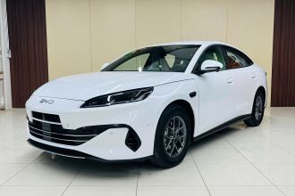 比亚迪 海豹06新能源 2025款 DM-i 智驾版 80KM豪华型