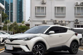 丰田C-HR 2018款 2.0L 旗舰天窗版 国V