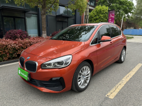 宝马2系旅行车 2019款 218i 领先型