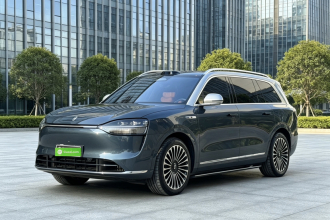 鸿蒙智行 问界M9 2024款 增程 Ultra版 52kWh 5座版