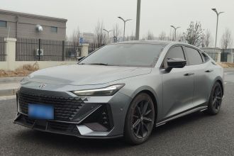 长安UNI-V 2022款 1.5T 智慧领航型