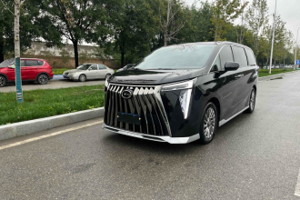 广汽传祺 传祺M8 2024款 宗师系列 400T 至尊版