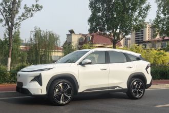 吉利银河 银河L7 2023款 1.5T 115km 星舰