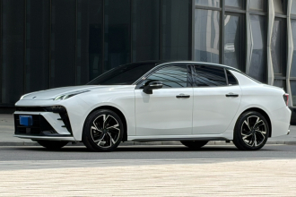 领克03 2025款 1.5TD DCT冠军版Pro