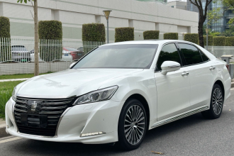 丰田 皇冠 2018款 2.0T 运动版