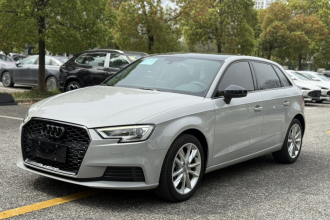 奥迪A3 2018款 30周年年型 Sportback 35 TFSI 进取型