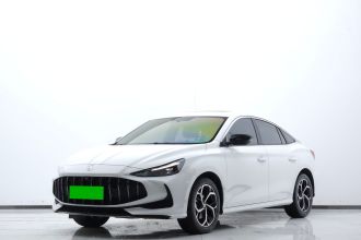 名爵 MG5 2025款 300TGI 全球旗舰版