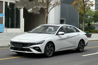 现代 伊兰特 2023款 1.5L CVT GLX精英版