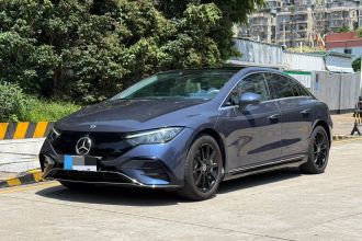 奔驰EQE 2022款 350 先锋版