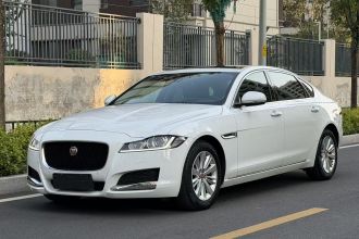 捷豹XFL 2017款 XFL 2.0T 240PS 豪华版