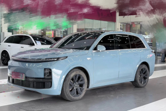 理想汽车 理想L8 2023款 Pro