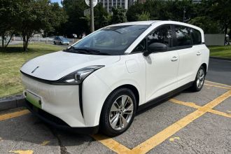 奔腾NAT 2022款 舒享出行版 100kW 419km
