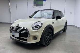 MINI 2019款 1.5T COOPER 艺术家