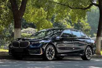 宝马5系 2024款 530Li 尊享型 豪华套装