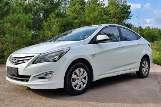 现代 瑞纳 2014款 1.4L 手动智能型GLS