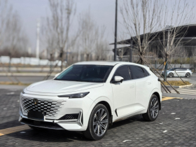 长安UNI-K 2024款 2.0T 两驱全球行版