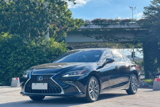 雷克萨斯ES 2023款 200 卓越版