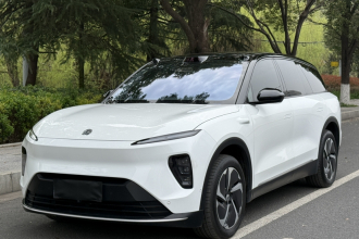 蔚来ES8 2024款 75kWh 行政版