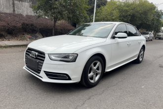 奥迪A4L 2016款 30 TFSI 典藏版 自动舒适型