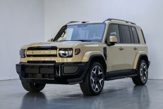 iCAR V27 2026款 200KM四驱猎鹰700