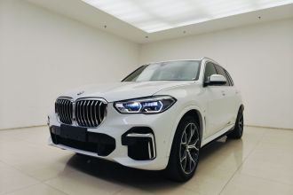 宝马X5 2022款 改款 xDrive 40Li M运动套装