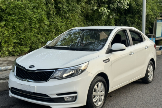 起亚K2 2015款 三厢 1.4L MT GLS