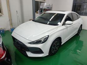 名爵 MG5 2023款 180DVVT CVT风尚版