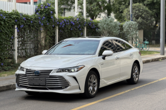丰田 亚洲龙 2019款 双擎 2.5L 豪华版 国VI