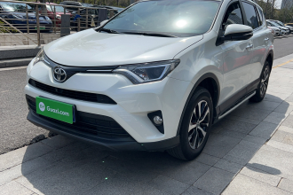 丰田 RAV4荣放 2019款 2.0L CVT两驱风尚版 国VI