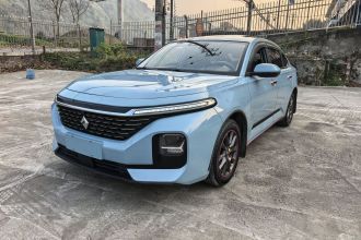 宝骏RC-5 2020款 1.5L 手动智耀豪华型