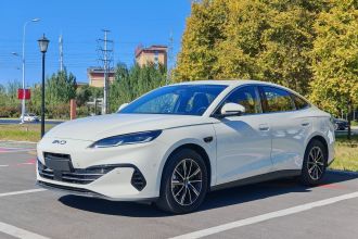 比亚迪 海豹06新能源 2025款 DM-i 智驾版 120KM尊享型