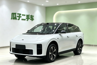 理想汽车 理想i6 2025款 两驱标准版