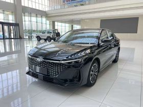 奇瑞 风云A8 2024款 127 驭风版