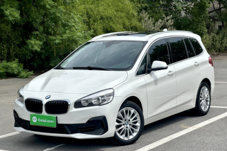 宝马2系多功能旅行车 2019款 220i 领先型