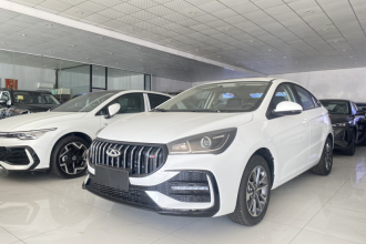 奇瑞 艾瑞泽5 2025款 卓越版 1.5L 手动风尚型