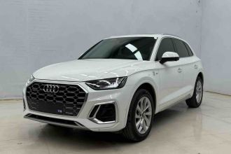 奥迪Q5L 2022款 改款 40T 豪华动感型